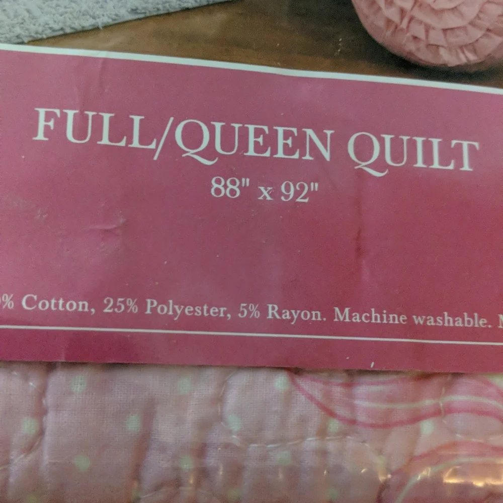 Ballerina Pink Bow Ribbon White Full/Queen Quilt Only by Charles Street.